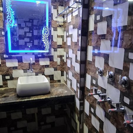Kishori Ram Homestay Near Ayodhya Dham Railway Экстерьер фото